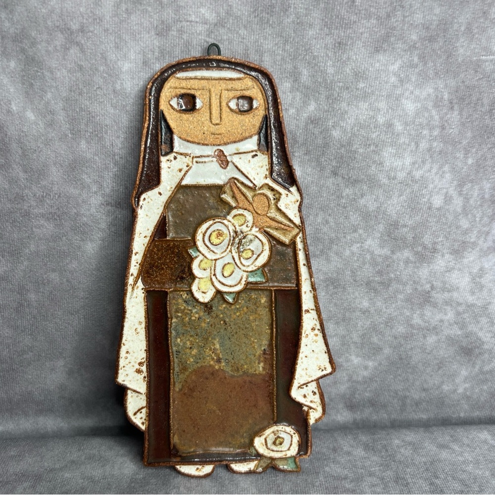 Saint Andrew’s Abbey Ceramics St Therese Lisieux 9.5” Plaque French Catholic Nun